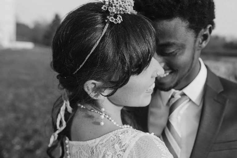 rustic african barn wedding at Windy Hollow Farm in the poconos by Kasey Ivan Photography
