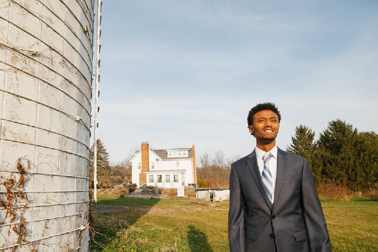 rustic african barn wedding at Windy Hollow Farm in the poconos by Kasey Ivan Photography