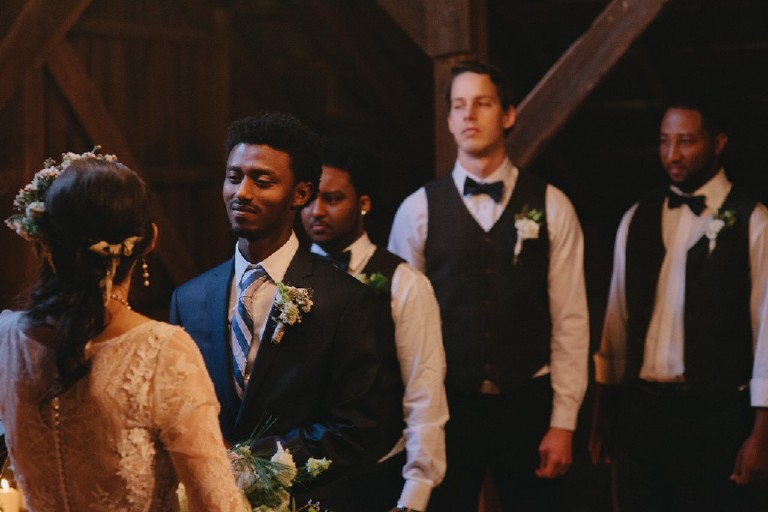 rustic african barn wedding at Windy Hollow Farm in the poconos by Kasey Ivan Photography