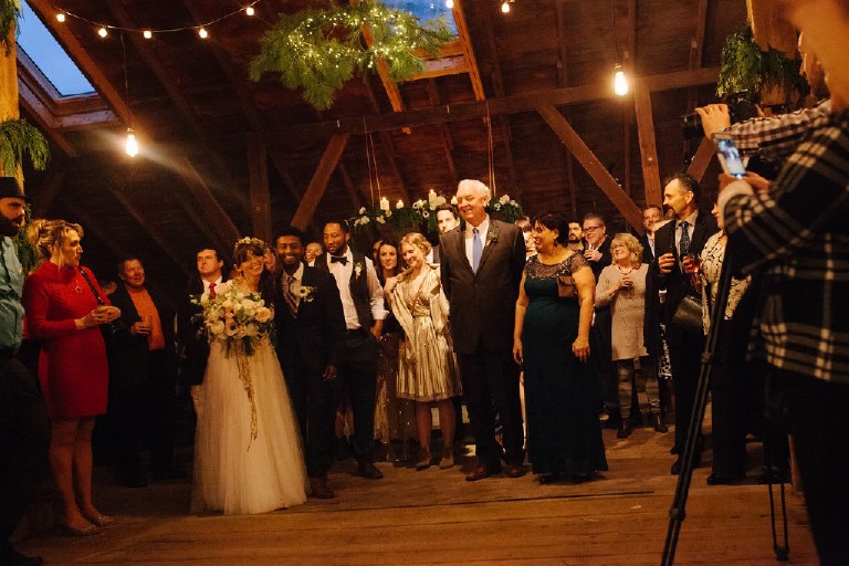 rustic african barn wedding at Windy Hollow Farm in the poconos by Kasey Ivan Photography