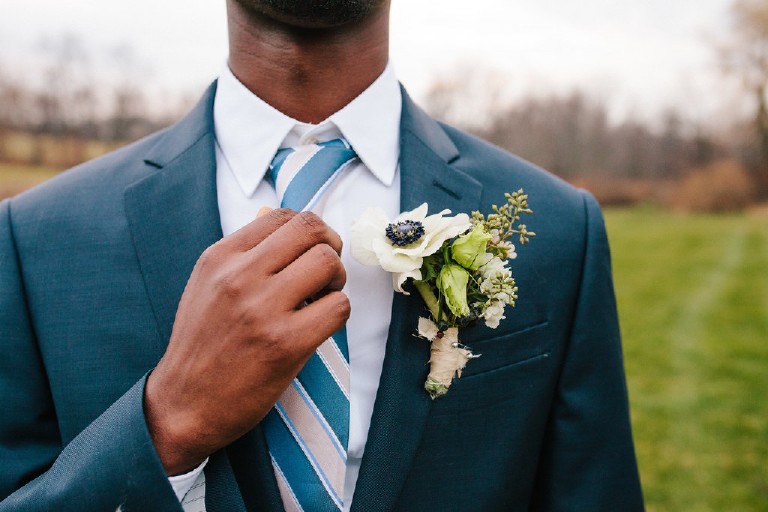 rustic african barn wedding at Windy Hollow Farm in the poconos by Kasey Ivan Photography