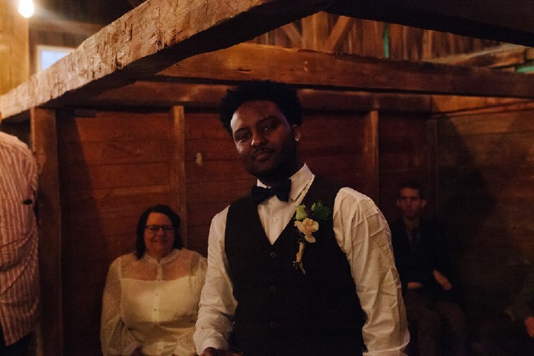 rustic african barn wedding at Windy Hollow Farm in the poconos by Kasey Ivan Photography