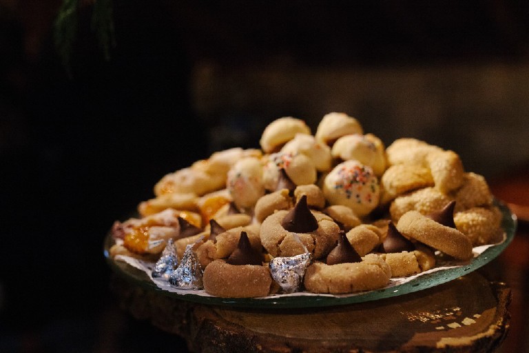 rustic african barn wedding at Windy Hollow Farm in the poconos by Kasey Ivan Photography