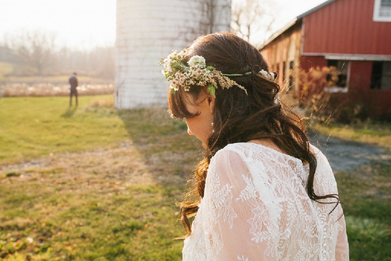 rustic african barn wedding at Windy Hollow Farm in the poconos by Kasey Ivan Photography