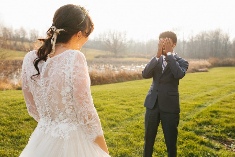 rustic african barn wedding at Windy Hollow Farm in the poconos by Kasey Ivan Photography