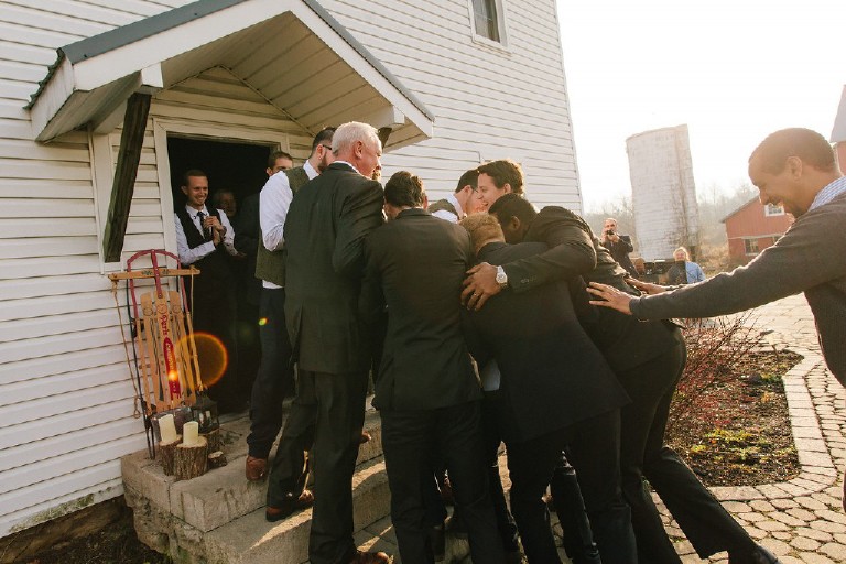 rustic african barn wedding at Windy Hollow Farm in the poconos by Kasey Ivan Photography