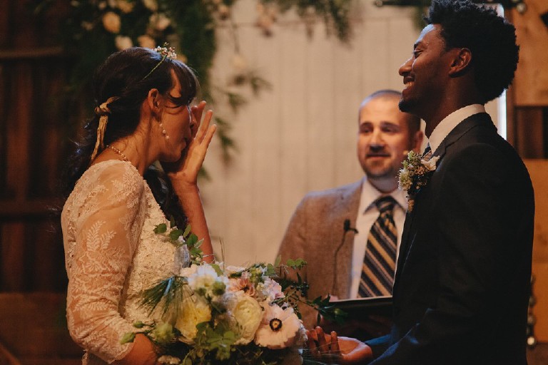 rustic african barn wedding at Windy Hollow Farm in the poconos by Kasey Ivan Photography