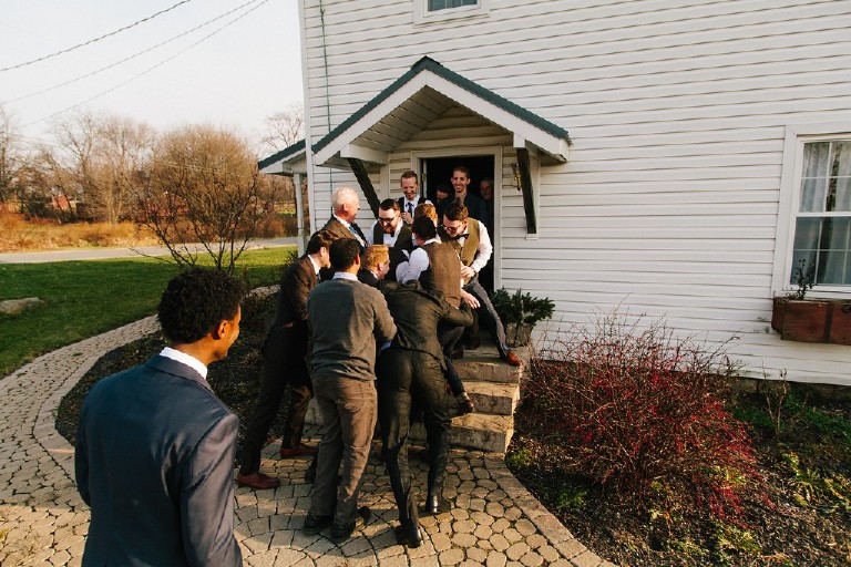 rustic african barn wedding at Windy Hollow Farm in the poconos by Kasey Ivan Photography
