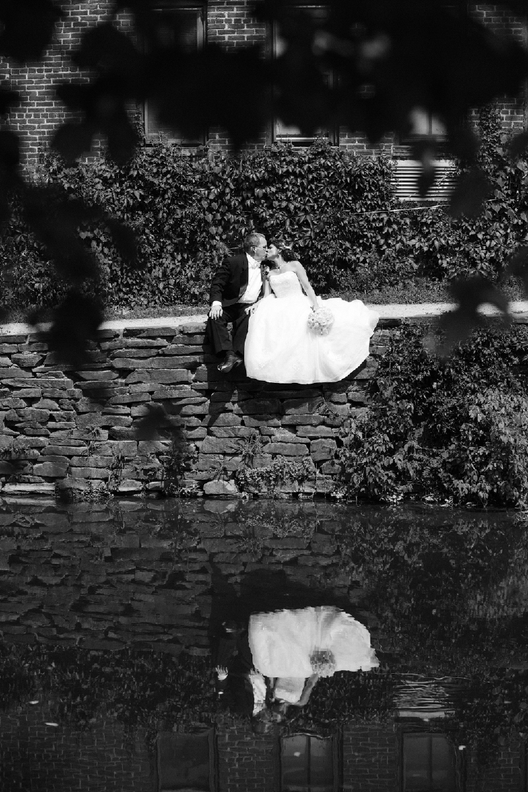 small-intimate-new-hope-and-lambertville-wedding-by-kasey-ivan-photography-50