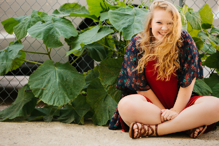 senior-photos-at-fdr-skatepark-and-philadelphia-chinatown-by-new-hope-photographer-kasey-ivan-photography-1