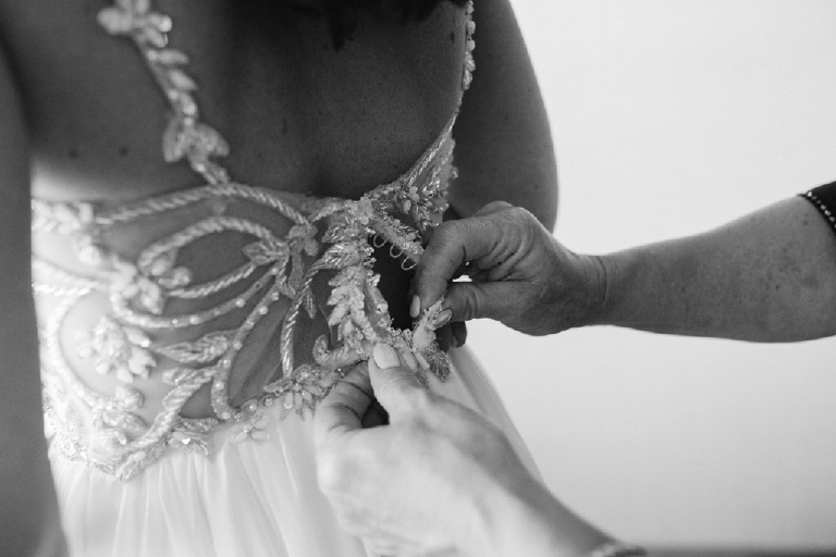 steve-and-kristen-wedding-at-basking-ridge-country-club-by-new-hope-wedding-photographer-kasey-ivan-22