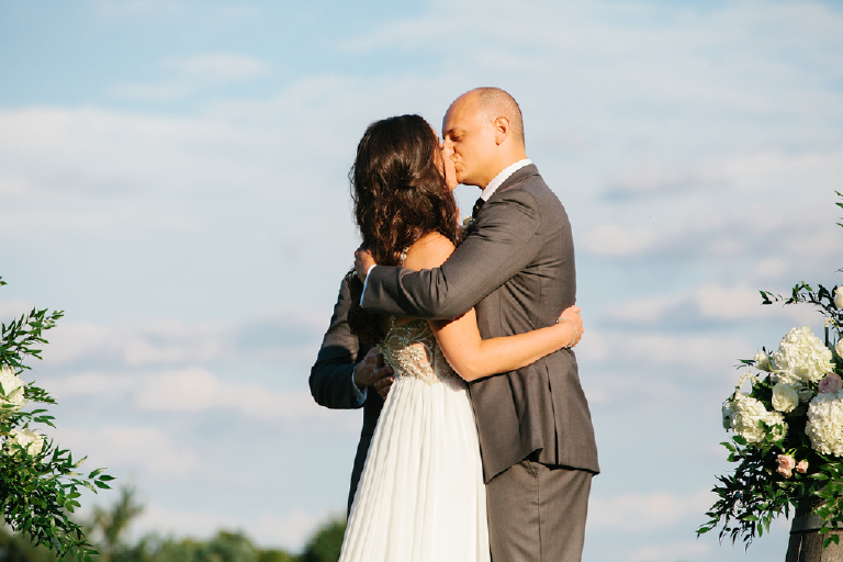 steve-and-kristen-wedding-at-basking-ridge-country-club-by-new-hope-wedding-photographer-kasey-ivan-84