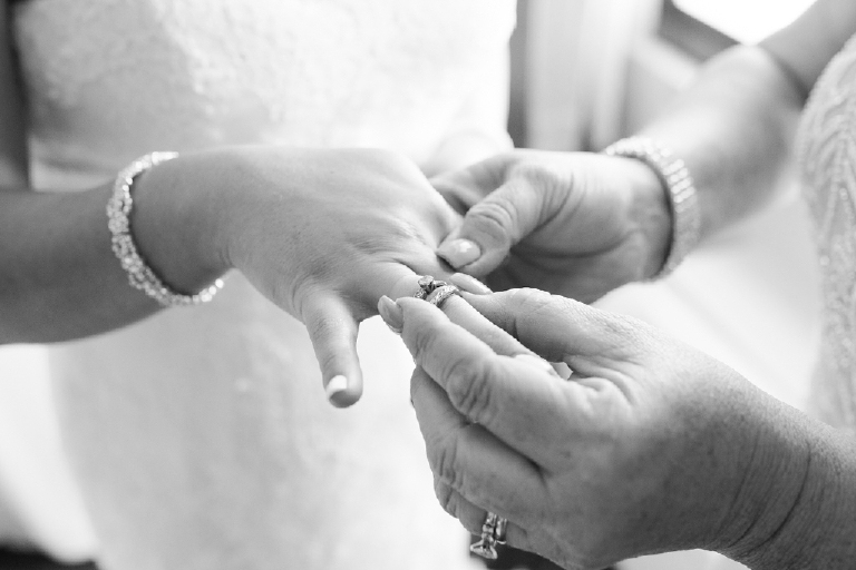 lyrisa-bobby-wedding-at-rosebank-winery-in-newtown-by-kasey-ivan-photography-16