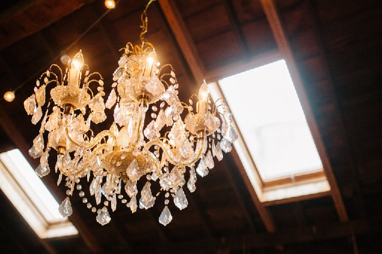 kam-and-kat-rustic-rainy-barn-wedding-in-bangor-pennsylvania-by-kasey-ivan-photography-11