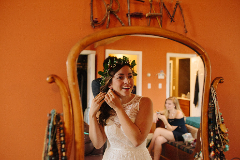 kam-and-kat-rustic-rainy-barn-wedding-in-bangor-pennsylvania-by-kasey-ivan-photography-16