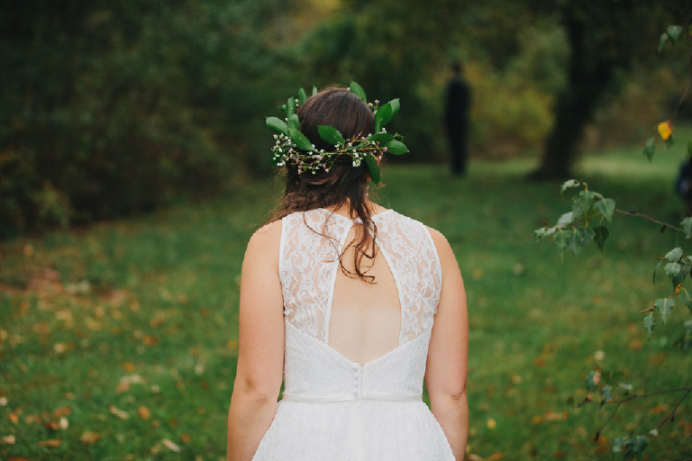 kam-and-kat-rustic-rainy-barn-wedding-in-bangor-pennsylvania-by-kasey-ivan-photography-19