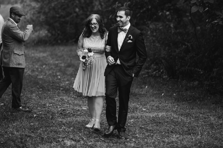 kam-and-kat-rustic-rainy-barn-wedding-in-bangor-pennsylvania-by-kasey-ivan-photography-42
