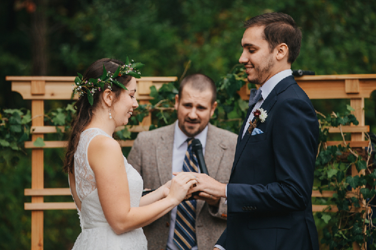 kam-and-kat-rustic-rainy-barn-wedding-in-bangor-pennsylvania-by-kasey-ivan-photography-57