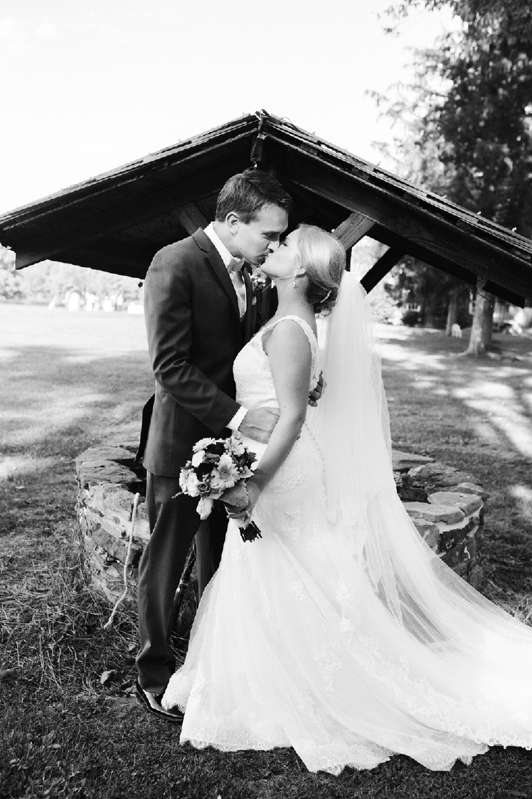 courtney-eric-newtown-wedding-photography-at-rosebank-winery-by-new-hope-photographer-kasey-ivan-photography-48