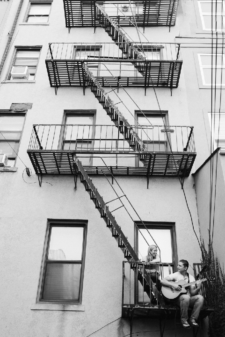 alex-and-jordon-athletic-and-active-couple-engagement-photos-in-hoboken-nj-by-new-hope-and-lambertville-photographer-kasey-ivan-29